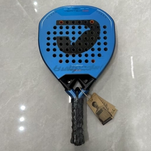 Raquette de <span class=keywords><strong>padel</strong></span> <span class=keywords><strong>Bullpadel</strong></span> de haute qualité, raquette de paddle, raquette de <span class=keywords><strong>padel</strong></span> Nox, raquette de paddle en fibre de carbone OEM d'usine, sports de <span class=keywords><strong>padel</strong></span> sur le terrain - Product Image 1