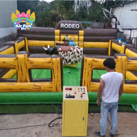 Airfunpro Adulte Requin Cochon Poisson Soccer Thème Coin Operated Sport Game Challenge Mécanique Bull Riding Machine Gonflable