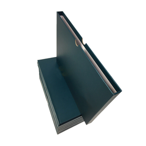 Livre relié à la perfection sur mesure, <span class=keywords><strong>couverture</strong></span> rigide, impression <span class=keywords><strong>de</strong></span> pochette en papier numérique, pelliculage, découpe à la presse avec vernis sélectif UV - Product Image 6