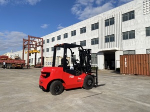 Montacargas Manual con Asiento Pequeño para Operador, Diésel, 3.5T-10T, Mástil de 3 Etapas, para Granjas y Almacenes, Nuevo, Capacidad de 3 Toneladas, Motor de Última Generación - Product Image 2