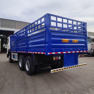 Nieuwe Sinotruk Howo 6*4 6*6 aandrijving 10 wielen 371pk 400pk 430pk zware 30-40 ton hekwerkvrachtwagen veetransportwagen vrachtwagen te koop - Product Image 6