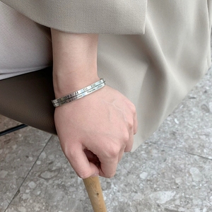 Pulsera <span class=keywords><strong>de</strong></span> plata S925 para mujer, pulsera <span class=keywords><strong>de</strong></span> números romanos en inglés Retro, joyería <span class=keywords><strong>de</strong></span> mano <span class=keywords><strong>de</strong></span> plata tailandesa - Product Image 5