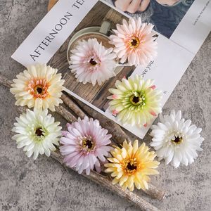 Tête de fleur de gerbera artificielle CallaFloral, réaliste, pour décoration intérieure, bouquet de mariage, plante murale, décoration de bureau - Product Image 1
