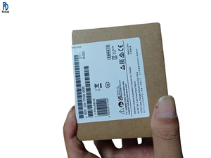 Módulo de Expansión de Entrada/Salida Digital 6ES7223-1PH32-0XB0, 8DI 8DO 24VDC para PLC S7-1200, Control de Automatización Industrial, Disponible en Stock - Product Image 1