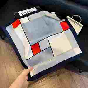 Spring New Yellow and Green Plaid Imitation Mulberry Women's All-Match Crepe Satin Artificial Silk <b>Small</b> Square <b>Towel</b> Scarf - Product Image 3