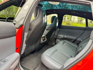 Lava Orange Xiaomi SU7 Homologation UE SUV d'occasion AWD Coupé Électrique Véhicule Utilitaire Prêt à l'Exportation - Product Image 2