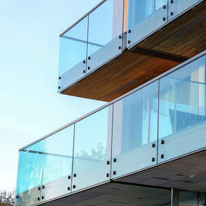 Verre trempé renforcé thermiquement à faible taux de bris de 8 mm et 10 mm pour clôture de balcon et design intérieur - Product Image 1