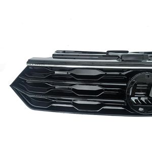 OEM 2GA 853 651 R 2GA 853 651 J griglia paraurti anteriore nera con finiture cromate accessori auto per Volkswagen <span class=keywords><strong>T</strong></span>-<span class=keywords><strong>ROC</strong></span> <span class=keywords><strong>2017</strong></span> - Product Image 2
