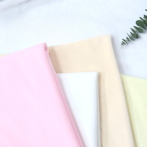 Terciopelo elástico <span class=keywords><strong>de</strong></span> terciopelo elástico suave al tacto <span class=keywords><strong>de</strong></span> cristal tejido <span class=keywords><strong>de</strong></span> felpa corta <span class=keywords><strong>de</strong></span> poliéster 100% 190Gsm al por mayor para ropa y forro <span class=keywords><strong>de</strong></span> invierno - Product Image 4