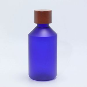 Bouteille en plastique PET à épaule inclinée 300ml 500ml 10oz 16oz avec bouchon plat en bois ciré blanc, pour lotion, cosmétique, tonique, pure dew - Product Image 5