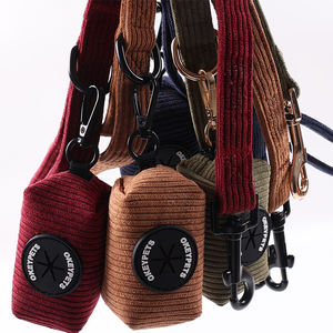 ชุดสายจูงสุนัขแบบไม่รัดคอ ผ้าคอร์ดูรอยทวิลล์ ทนทาน ยืดหยุ่น พร้อมห่วงด้านหลังแบบ D สำหรับเดินเล่น พร้อมปลอกคอ  (OEM/ODM) - Product Image 3