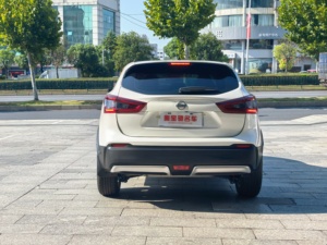 Il SUV <span class=keywords><strong>Nissan</strong></span> <span class=keywords><strong>Qashqai</strong></span> 2.0L è economico ed economico, girando a sinistra per i veicoli a benzina - Product Image 5