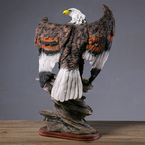 Grand Décor de Plein Air Intérieur Résine Aigle Statue À La Main Sculpture Faucon Pour Vente - Product Image 2