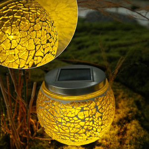 Lámpara de Jardín Solar con Mosaico de Vidrio Agrietado, LED, Decorativa para Exteriores, Resistente al Agua, Independiente - Product Image 1