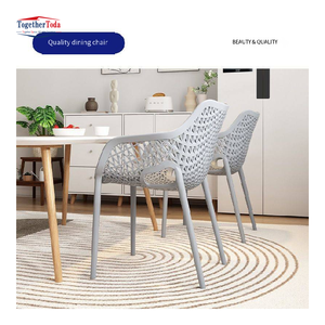Fauteuil d'extérieur moderne en plastique tressé résistant aux intempéries, léger, avec design ergonomique en maille pour jardin - Product Image 5