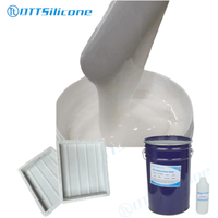 Caoutchouc de silicone moule 30A pour la fabrication de moules à béton caoutchouc de silicone RTV-2 liquide