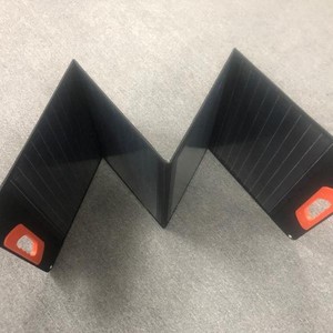 Panel Solar Portátil de 240W S18V, Precio Directo de Fábrica, Diseño Plegable de Silicio Monocristalino Flexible de 4 Pliegues para una Carga Fácil - Product Image 4