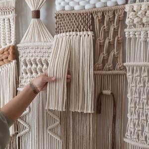 Tapiz de Macramé Tejido de Algodón Extra Grande con Diseño Bohemio y Patrón Vertical para Decoración de Cumpleaños o Aniversarios - Product Image 2