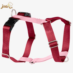 2 Hounds Design Freedom Arnés para perros sin tirones Ajustable Control suave y cómodo para caminar fácilmente al perro - Product Image 3