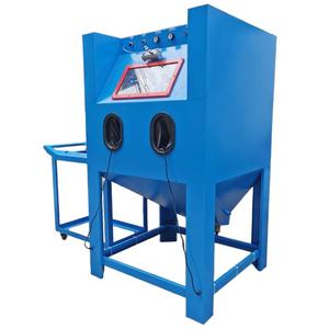 Machine de sablage à eau sans poussière avec chariot et plateau tournant pour le nettoyage et le polissage des blocs-moteurs automobiles - Product Image 1