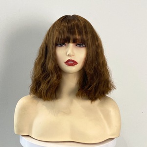 Perruque <span class=keywords><strong>Courte</strong></span> Bouclée en Laine Synthétique UMS, Effet Ondulé 'Egg Roll' ou 'Corn Perm', Sans Dentelle, Double Trame, Entièrement Faite à la Machine, Idéale pour Usage Quotidien - Grande Vente - Product Image 5