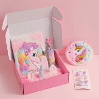 NOUVEAU Coffret Cadeau pour Filles avec Trousse en Peluche, Pochette à Paillettes, Pinces à Cheveux, Boîte à Bijoux et Stylo Moelleux – Cadeau d'Anniversaire pour Enfants