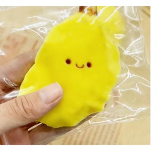 ของเล่นบีบกล้วยอ้วนน่ารัก สนุก น่ารัก คุณภาพสูง ของเล่นบีบสร้างสรรค์ บีบแล้วคืนรูปช้า ของเล่นคลายเครียด สนุกสุดๆเมื่อบีบ - Product Image 2