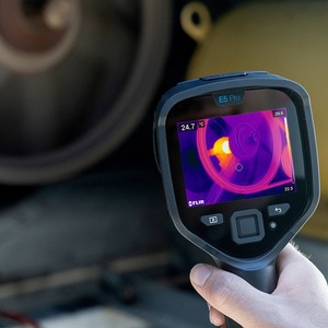 กล้องถ่ายภาพความร้อน Flir E5 Pro ความละเอียด 120x90 พิกเซล 9 Hz ระดับอุตสาหกรรมแบบพกพา - Product Image 3