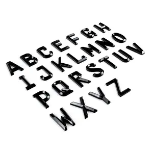 Atacado personalizado galvaniza plástica de plástico Fe superfície lisa fonte diamante letras 3D logotipo do carro adesivos com auto-adesivo