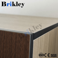 Armoire de rangement compacte en stratifié HPL à grain de bois Brikley avec serrure à clé pour bureau