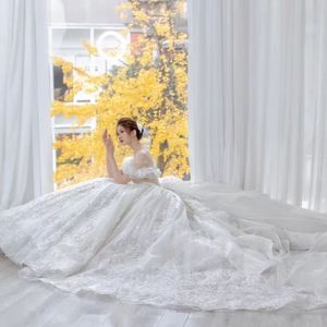 NDB10947 <span class=keywords><strong>La</strong></span> <span class=keywords><strong>robe</strong></span> <span class=keywords><strong>de</strong></span> <span class=keywords><strong>mariée</strong></span> principale, <span class=keywords><strong>la</strong></span> nouvelle <span class=keywords><strong>robe</strong></span> d'ambiance <span class=keywords><strong>pour</strong></span> <span class=keywords><strong>la</strong></span> <span class=keywords><strong>mariée</strong></span>, au style épuré et à <span class=keywords><strong>la</strong></span> longueur épaule - Product Image 2
