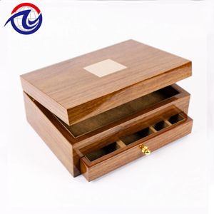 Caja <span class=keywords><strong>de</strong></span> color <span class=keywords><strong>de</strong></span> registro personalizada Embalaje con logotipo en relieve Rectángulo Caja <span class=keywords><strong>de</strong></span> regalo <span class=keywords><strong>de</strong></span> <span class=keywords><strong>madera</strong></span> Cajas <span class=keywords><strong>de</strong></span> embalaje - Product Image 3