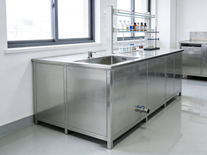 Évier de laboratoire durable en acier, type sous-banc, avec design antirouille et étanche - Product Image 4
