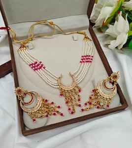 Beau Kundan & Pearl Work Long Collier Dangle Bijoux De Mariage En Cuivre Plaqué Or Avec Mangtika & Boucle D'oreille Femmes - Product Image 3