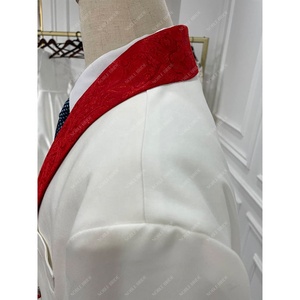 Abito da sposa <span class=keywords><strong>bianco</strong></span> Jacquard rosso da uomo all'ingrosso indossare <span class=keywords><strong>giacca</strong></span> africana moda classica personalizzata Blazer da sposo matrimoni per uomo - Product Image 4