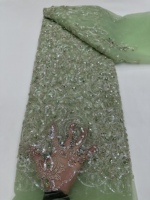Tissu en dentelle florale brodée de perles et de paillettes vert foncé 100% polyester, élégant et luxueux, pour robe de mariée