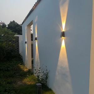 Lámpara Solar de Pared para Exteriores con Diseño Moderno, IP65 Impermeable, Decoración para el Hogar, 3 Colores de Luz, Iluminación para Jardín, Pasillo, Villas - Product Image 6