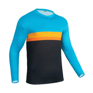 Maillot de BMX personnalisé OEM avec un design attrayant, manches longues à séchage rapide, maillot imprimé en vente à prix avantageux - Product Image 4