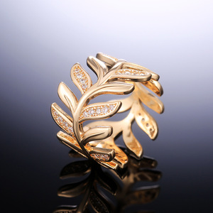 Creative <b>Gold</b> Plated Copper Vine Leaf <b>Ring</b> with Claw <b>Set</b> for Women Romantic Elegant Fashion Party Jewelry - Product Image 2