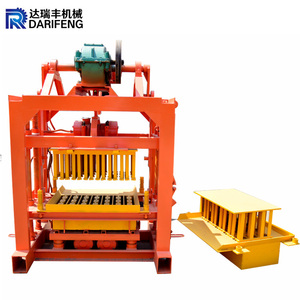 <span class=keywords><strong>Prix</strong></span> de la machine à fabriquer des blocs de béton au Pakistan QT4-40 Petite machine à fabriquer des blocs Machine à fabriquer des pavés - Product Image 1