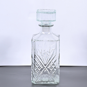 Bouteille à spiritueux en <span class=keywords><strong>verre</strong></span> de luxe personnalisée, transparente, 700 ml, 800 ml, gravure en relief, cristal, carrée, pour <span class=keywords><strong>whisky</strong></span> - Product Image 6