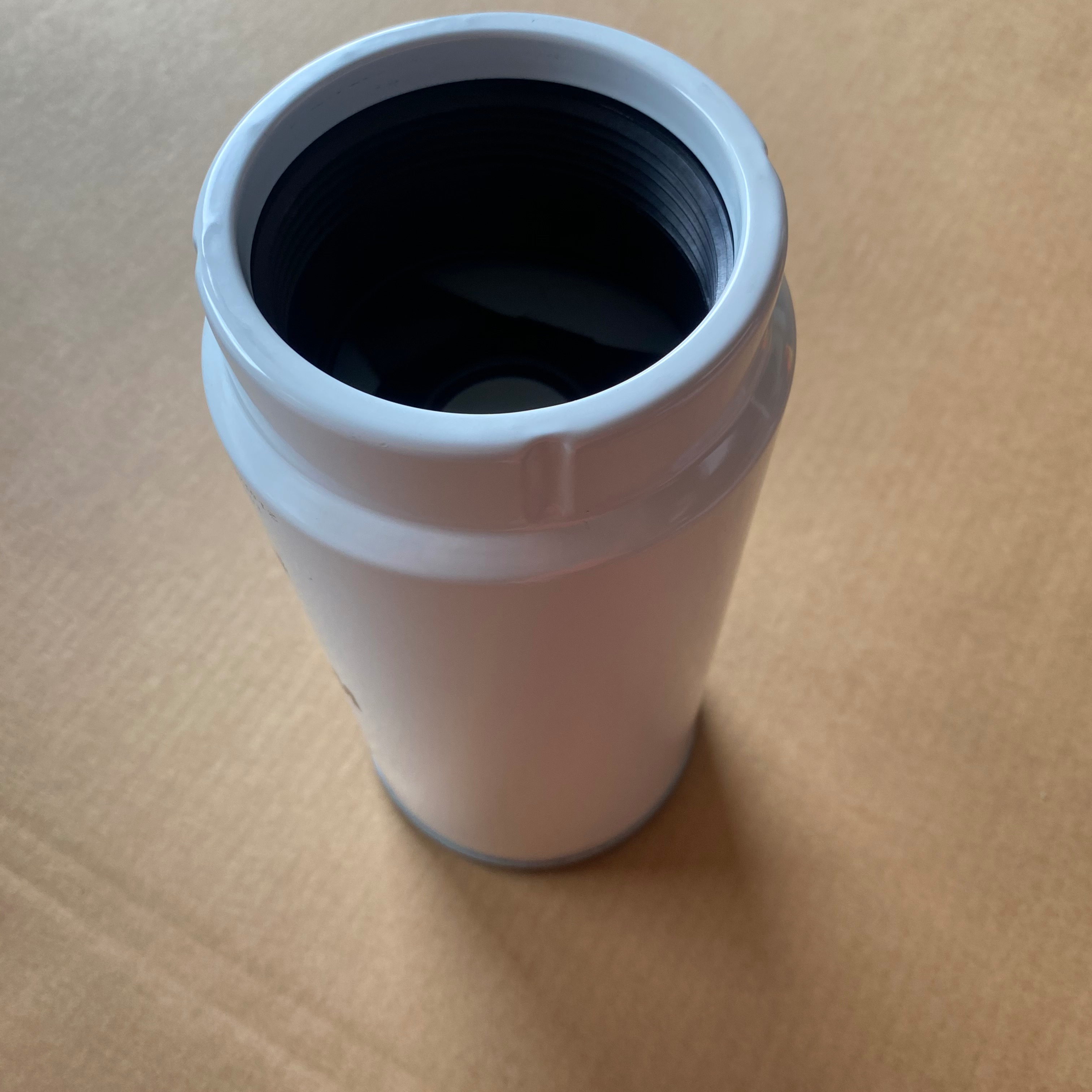 Original Fuel Filter 1000588583A for Engine Spare Part Sale