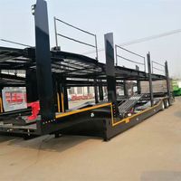 Semi-remorque porte-voitures rouge Fengniao à double essieu avec plateforme élévatrice, capacité de charge >3001 kg, châssis en acier au manganèse Q345, longueur 16,5 m