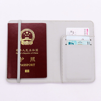 Portefeuille de passeport en cuir de luxe pour la famille Couverture de passeport de sublimation avec porte-cartes de concepteur d'espace vierge