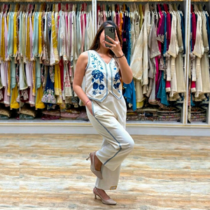 Conjunto de Dos Piezas para Mujer, Primavera/Verano, Casual, de Algodón Premium, con Bordado Floral, Sin Mangas, Corto y Flexible - Product Image 1