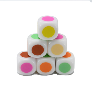 <span class=keywords><strong>ลูกเต๋า</strong></span>อะคริลิคแบบจุดหลากสี16มม. บนใบหน้า<span class=keywords><strong>แต่ละ</strong></span><span class=keywords><strong>ด้าน</strong></span>พิมพ์ลายแบบกำหนดเอง - Product Image 5