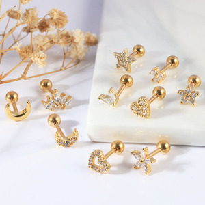 ต่างหูสตั๊ดสแตนเลสเคลือบทอง PVD |   ประดับด้วยเซอร์คอน |   ลายพระจันทร์ หัวใจ และดวงดาว |   เครื่องประดับแฟชั่นที่ไม่ก่อให้เกิดอาการแพ้ - Product Image 2