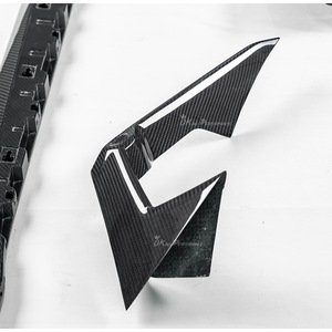 Coperture in Fibra di Carbonio per Prese d'Aria Laterali del Paraurti Anteriore per Nuovo Modello <span class=keywords><strong>Lamborghini</strong></span> Revuelto - Product Image 3