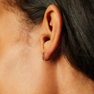 ROXI Fashion - Pendientes de Aro Pequeños Minimalistas de Plata 925 con Baño de Oro de 18k para Mujer - Product Image 2