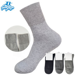 جودة عالية بالجملة مخصص لون صلب سوبر واسعة الجوارب الرجالية للسكّريّ واسعة جدا وذمة مخصصة - Product Image 2